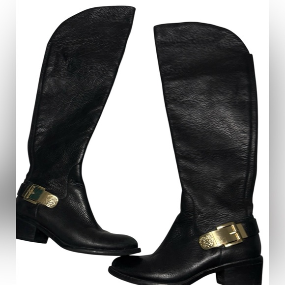 Vince Camuto Bedina 2 Tall Black Leather Boots Gold Logo Wide Calf Size 6 - Picture 1 of 10